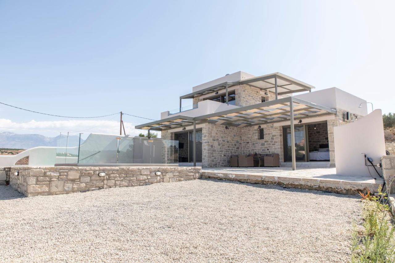 Aeonios Luxury Villa Pitsidia Exterior photo