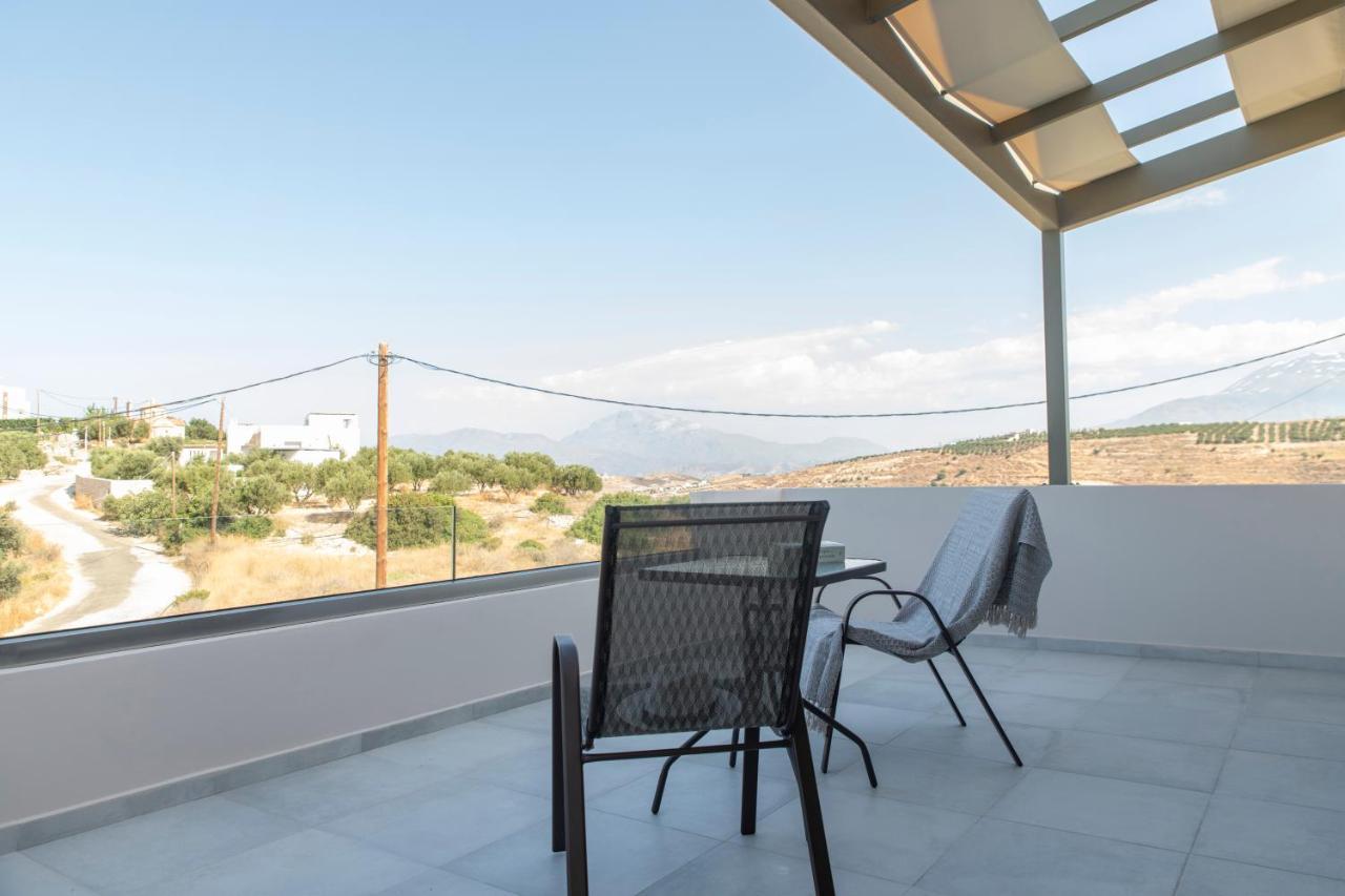 Aeonios Luxury Villa Pitsidia Exterior photo