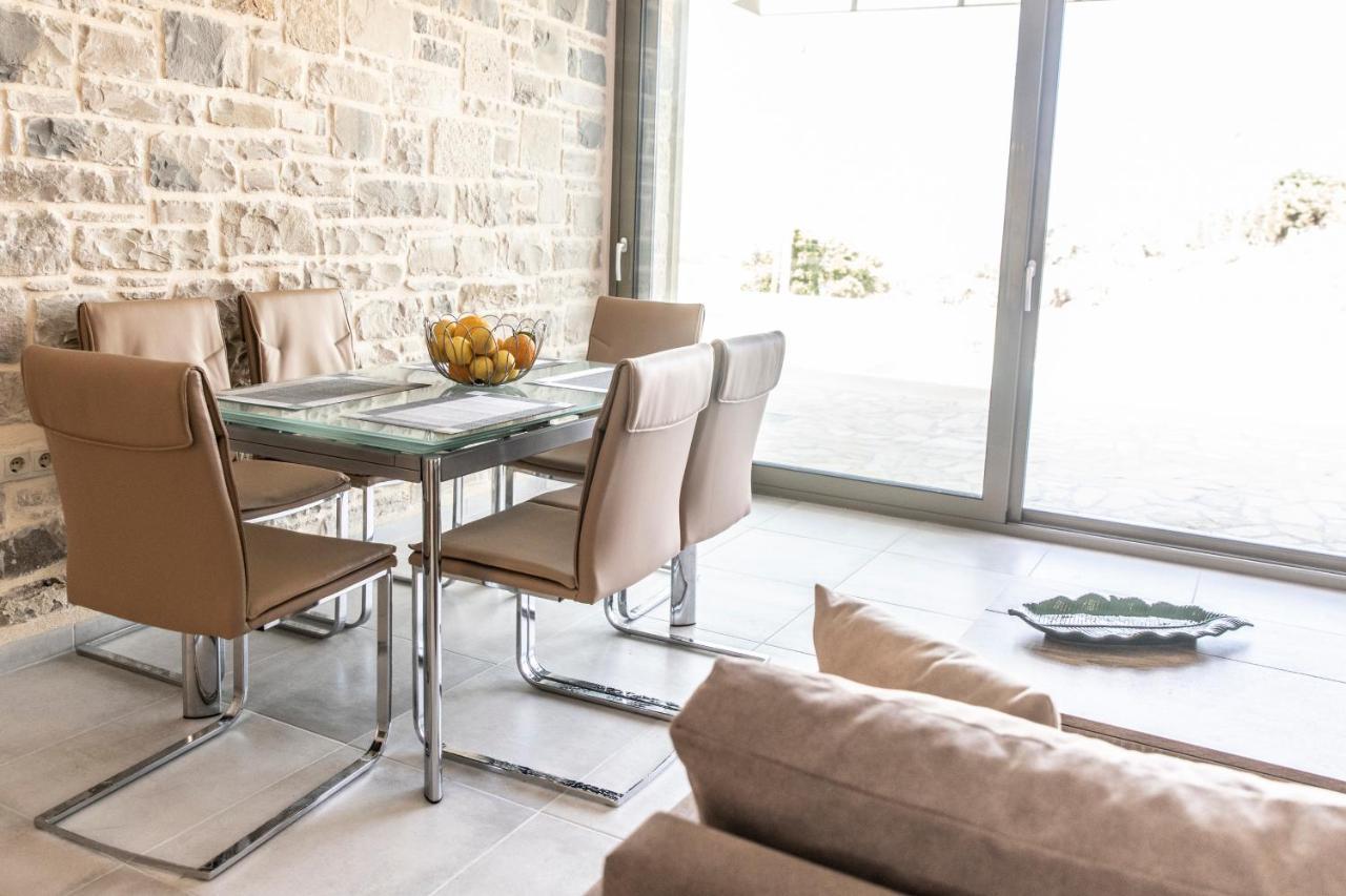 Aeonios Luxury Villa Pitsidia Exterior photo