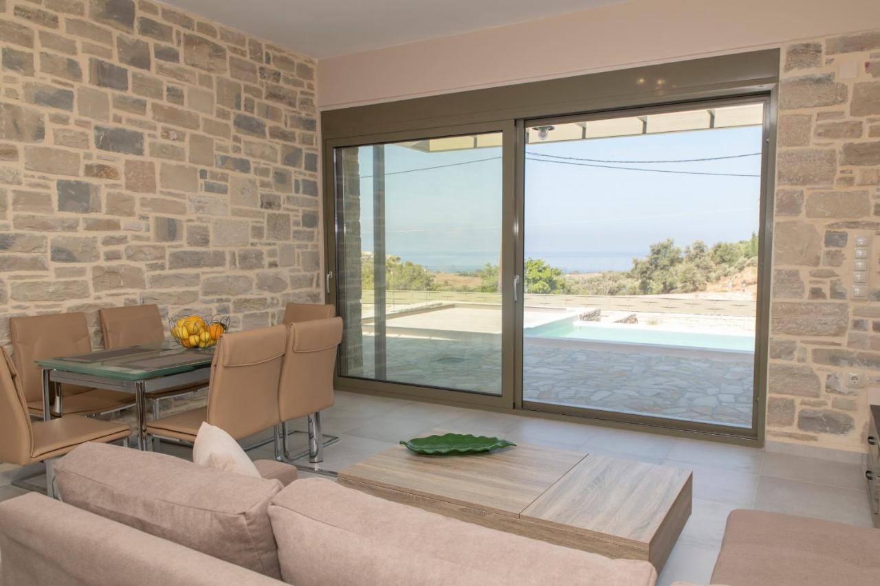 Aeonios Luxury Villa Pitsidia Exterior photo